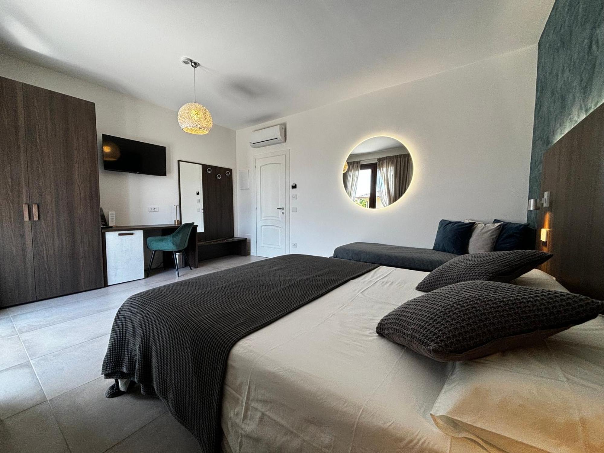 Elena Bed & Breakfast